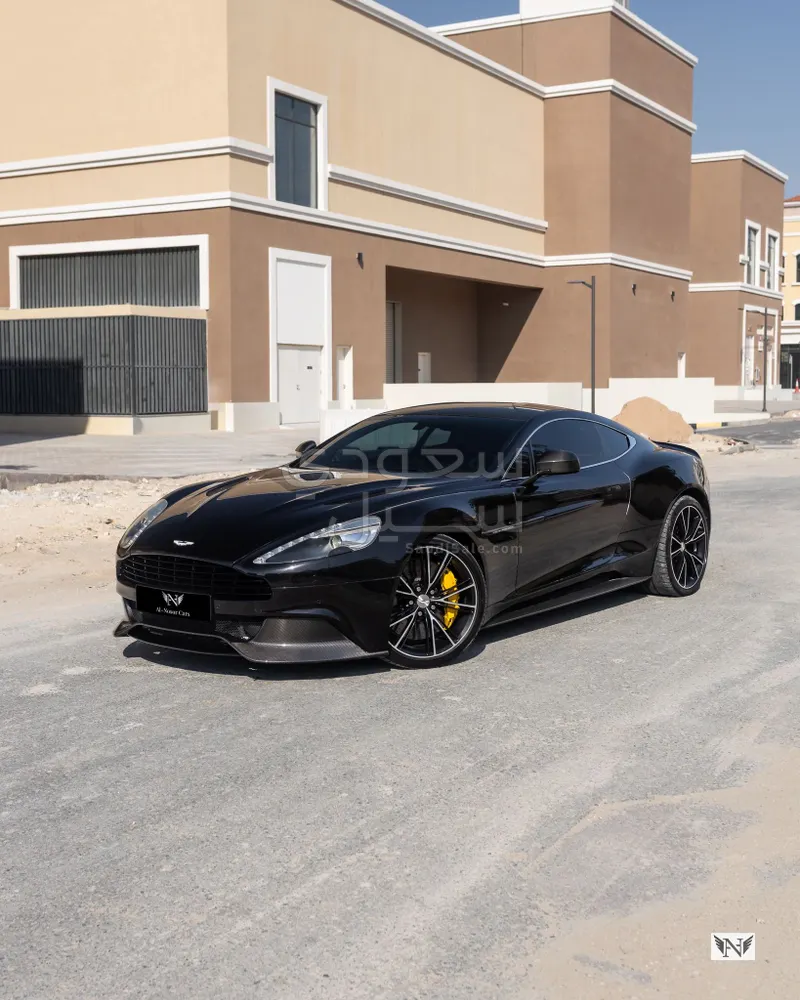 2018 استون مارتن فانكويش