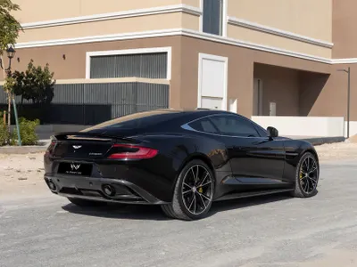 2018 استون مارتن فانكويش