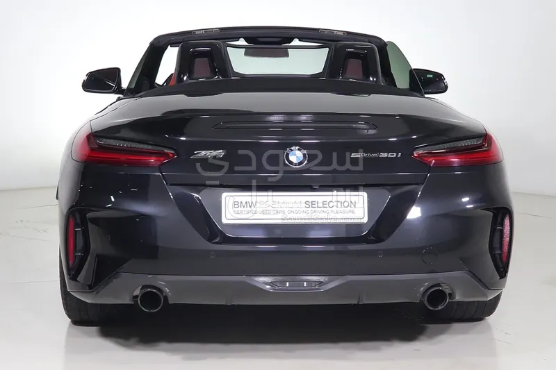 2025 بي ام دبليو الفئة زد 4