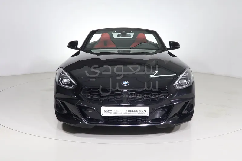 2025 بي ام دبليو الفئة زد 4