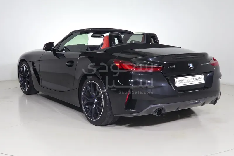 2025 بي ام دبليو الفئة زد 4