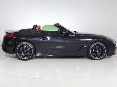 2025 بي ام دبليو الفئة زد 4