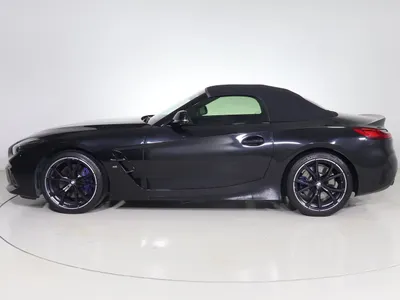 2025 بي ام دبليو الفئة زد 4