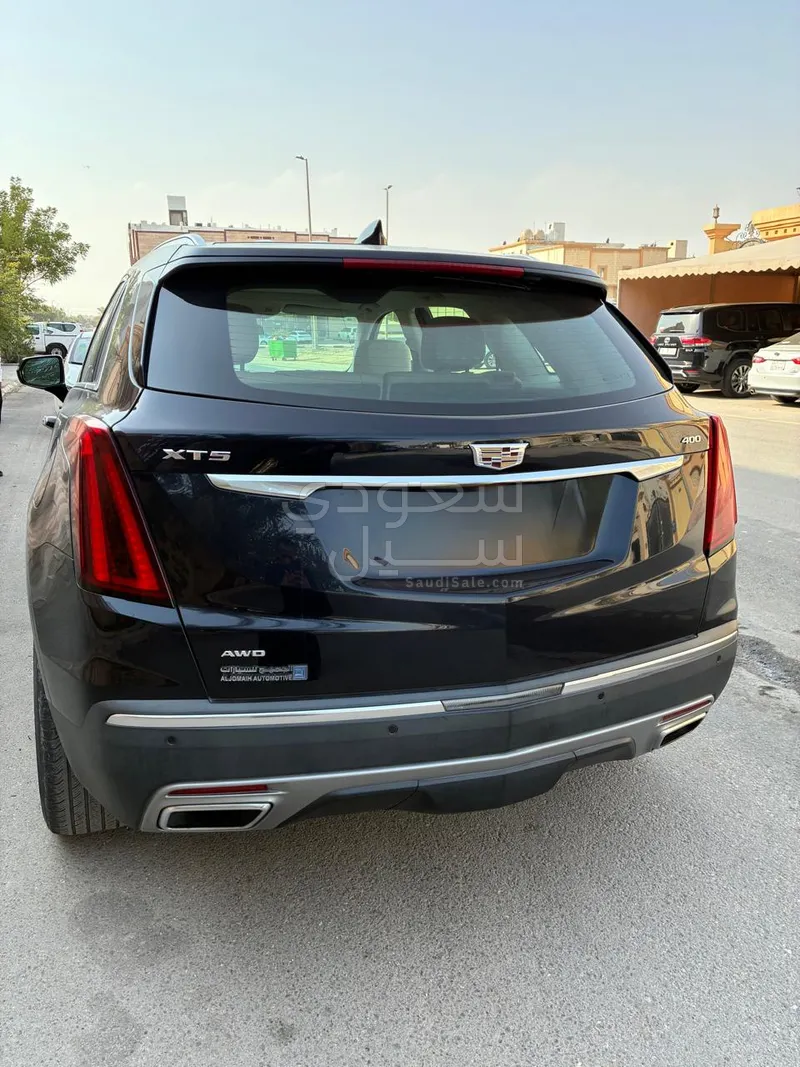 2021 كاديلاك اكس تي 5