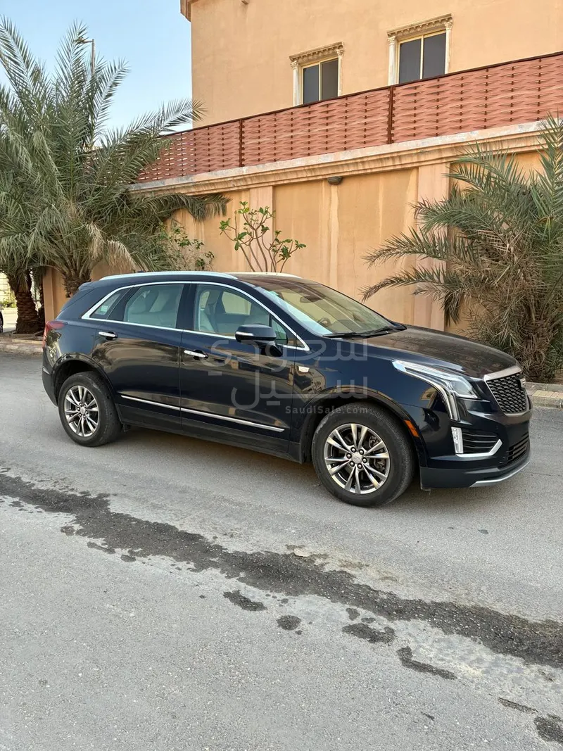2021 كاديلاك اكس تي 5