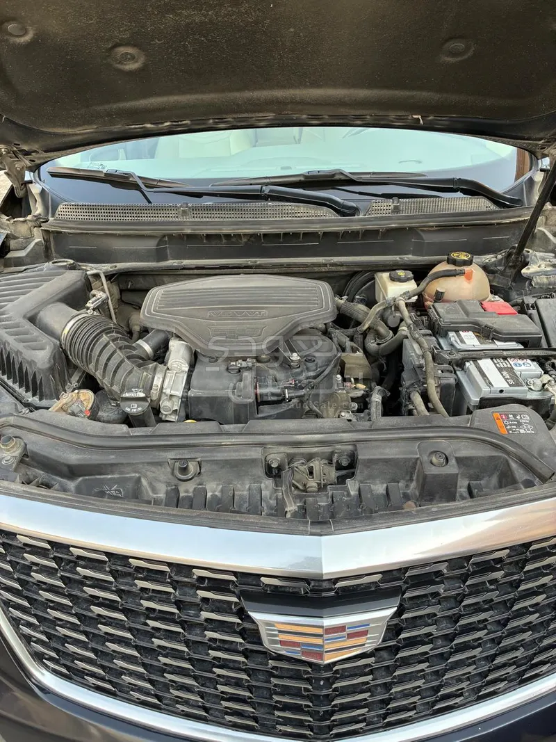 2021 كاديلاك اكس تي 5