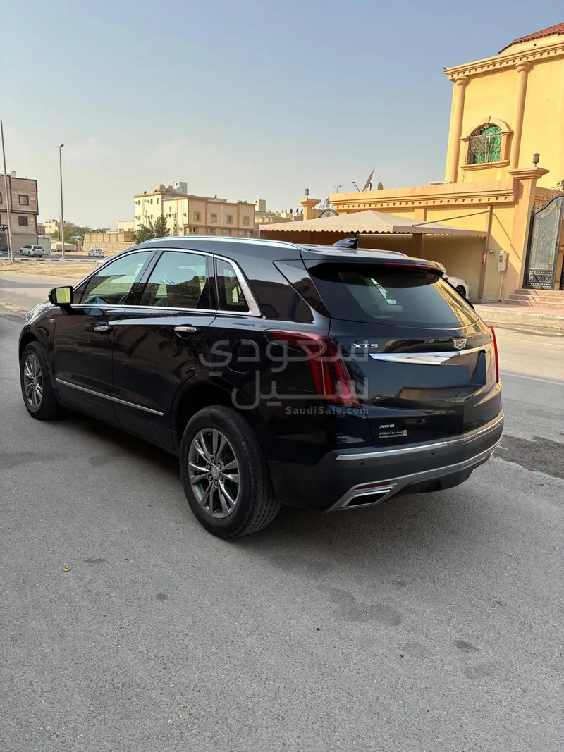 2021 كاديلاك اكس تي 5