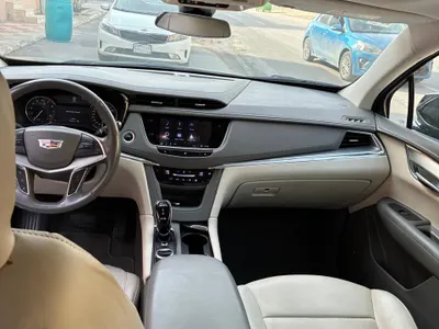 2021 كاديلاك اكس تي 5