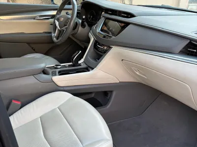 2021 كاديلاك اكس تي 5