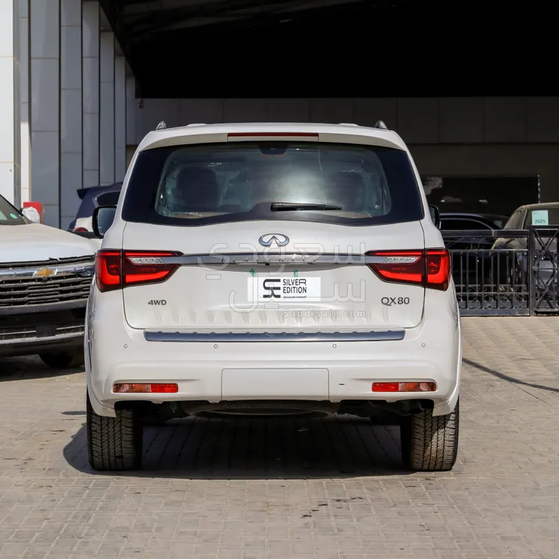 2024 انفينيتي كيو اكس 80