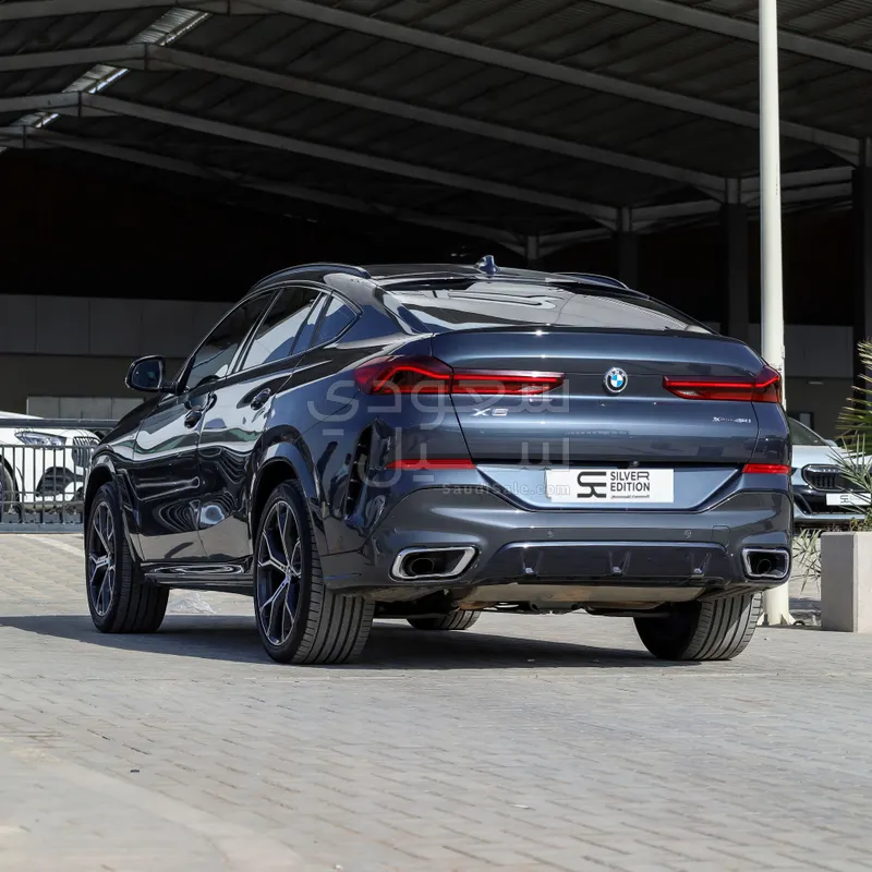 2023 بي ام دبليو الفئة اكس 6