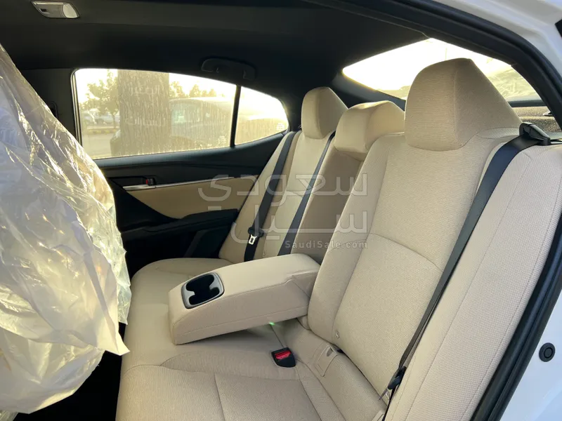 2025 تويوتا كامري