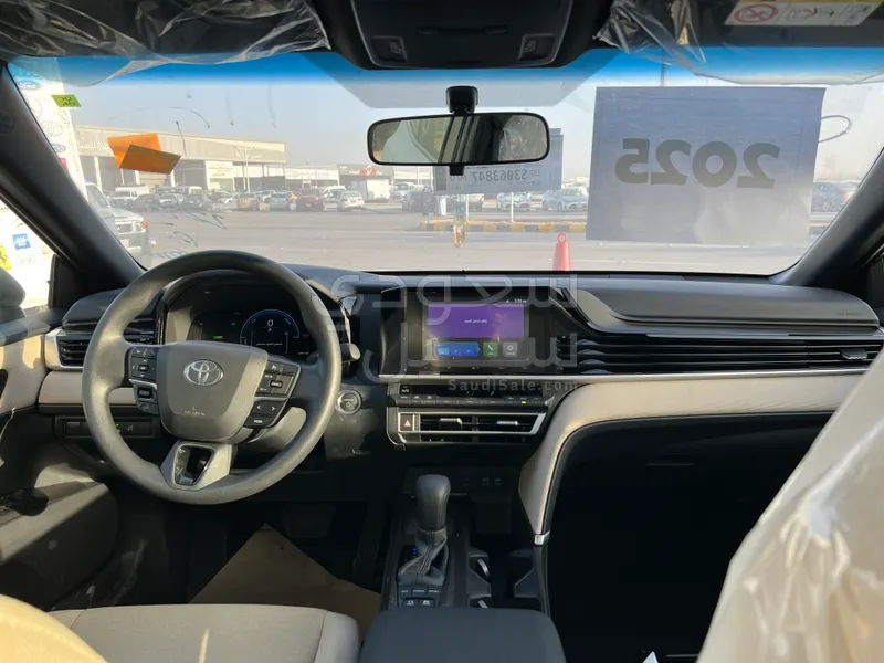 2025 تويوتا كامري