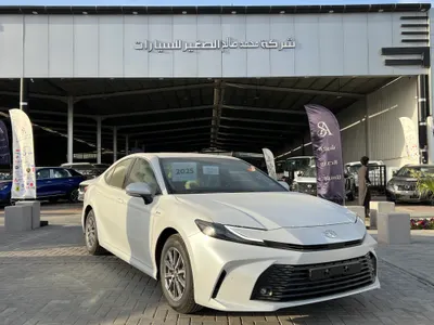 2025 تويوتا كامري
