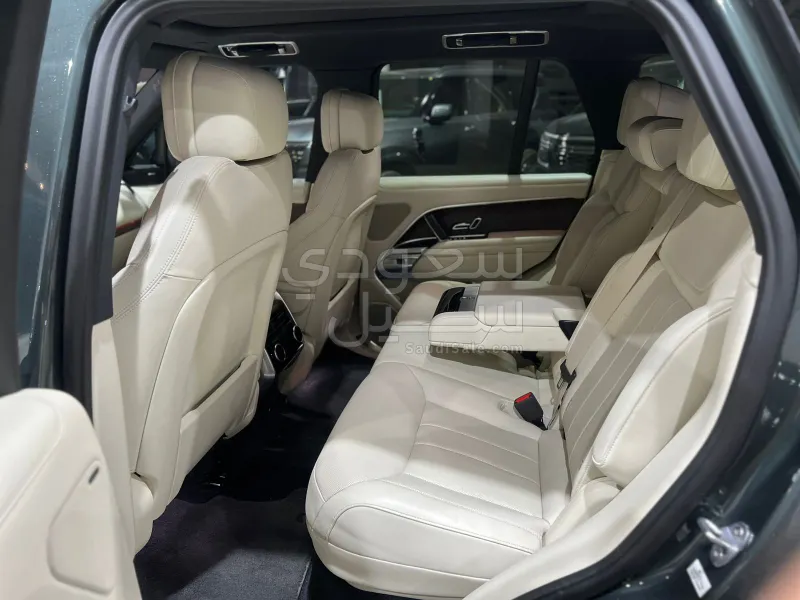 2023 لاند روفر رينج روفر اتش اس اي