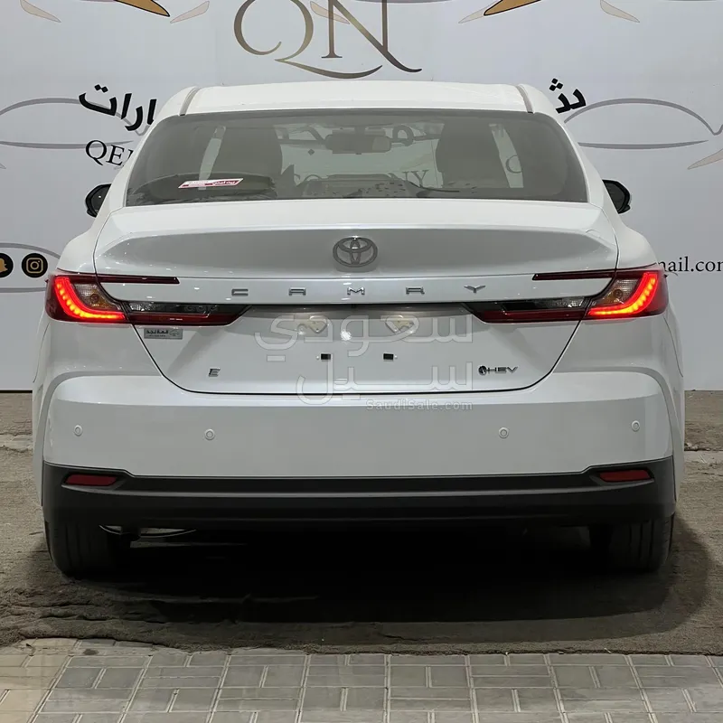 2025 تويوتا كامري