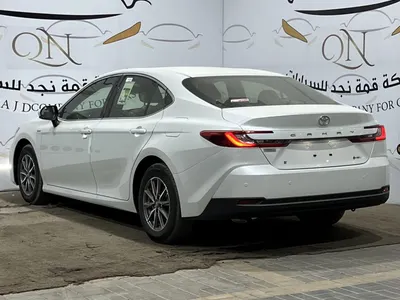 2025 تويوتا كامري