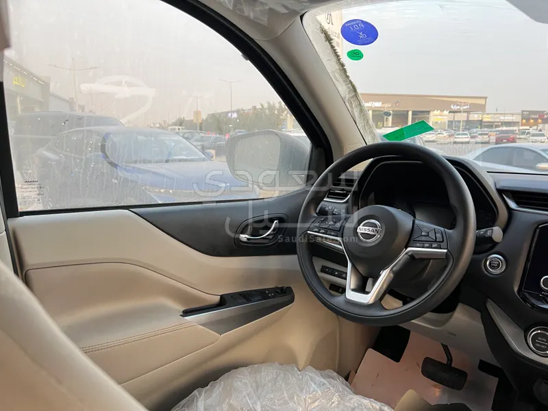 2024 نيسان اكستيرا تايتينيوم