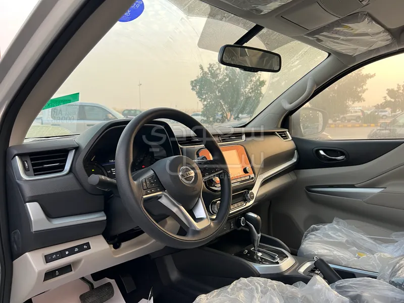 2024 نيسان اكستيرا تايتينيوم