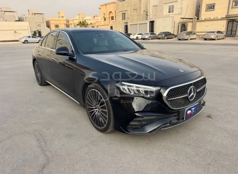 2025 مرسيدس - بنز إي 200