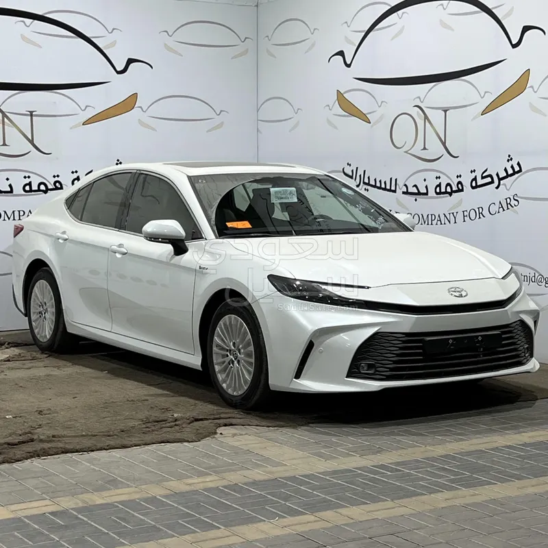 2025 تويوتا كامري
