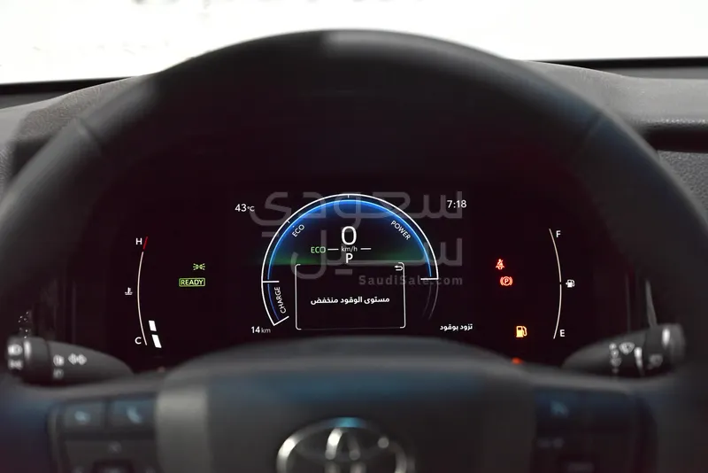 2025 تويوتا كامري