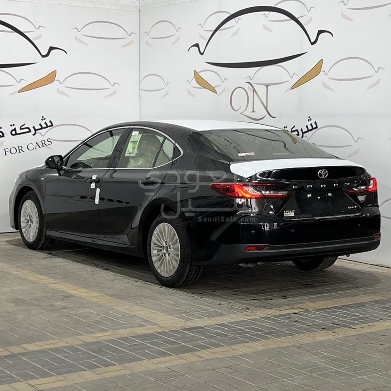 2025 تويوتا كامري