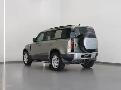 2022 لاند روفر ديفيندر 110