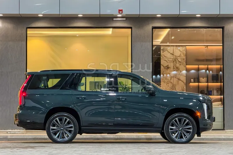 2025 كاديلاك اسكاليد