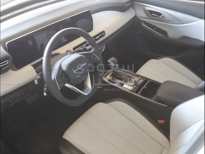 2025 بايك يو 5 بلس