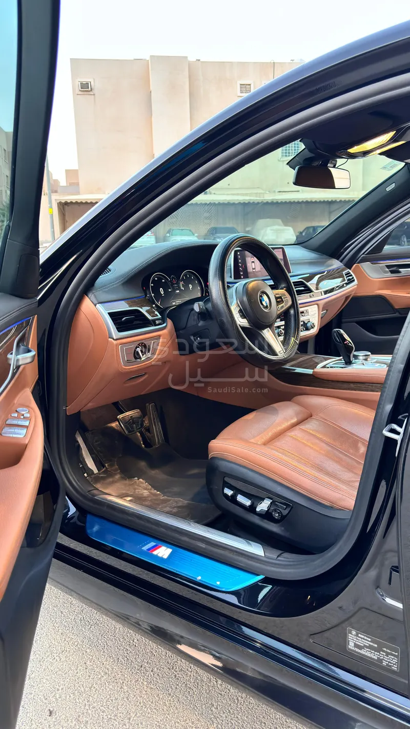 2019 بي ام دبليو الفئة السابعة 730 إل أي