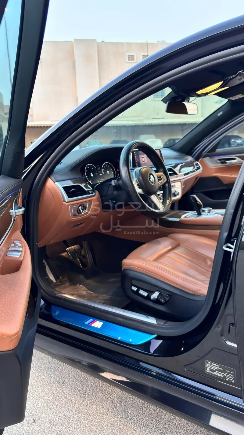 2019 بي ام دبليو الفئة السابعة 730 إل أي