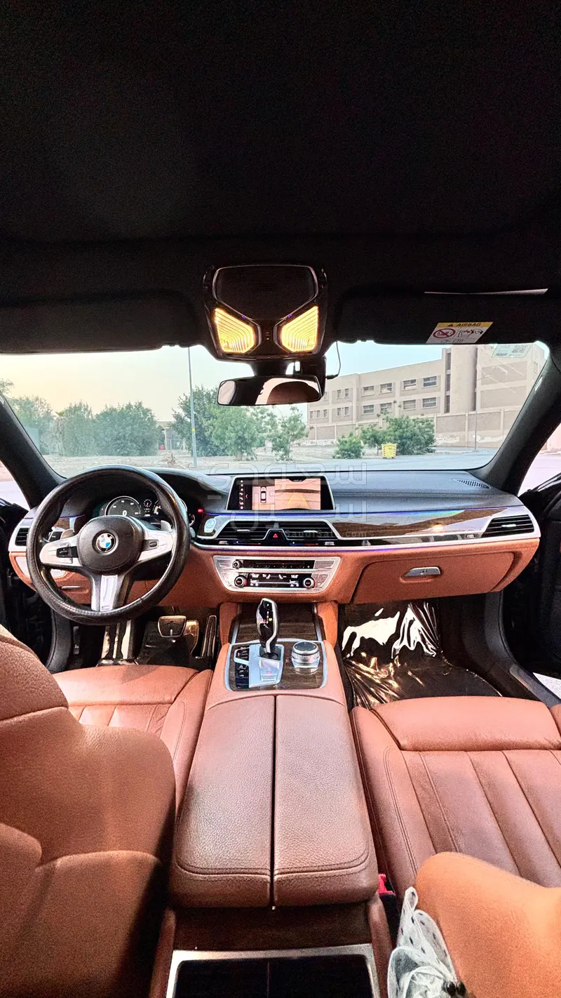 2019 بي ام دبليو الفئة السابعة 730 إل أي