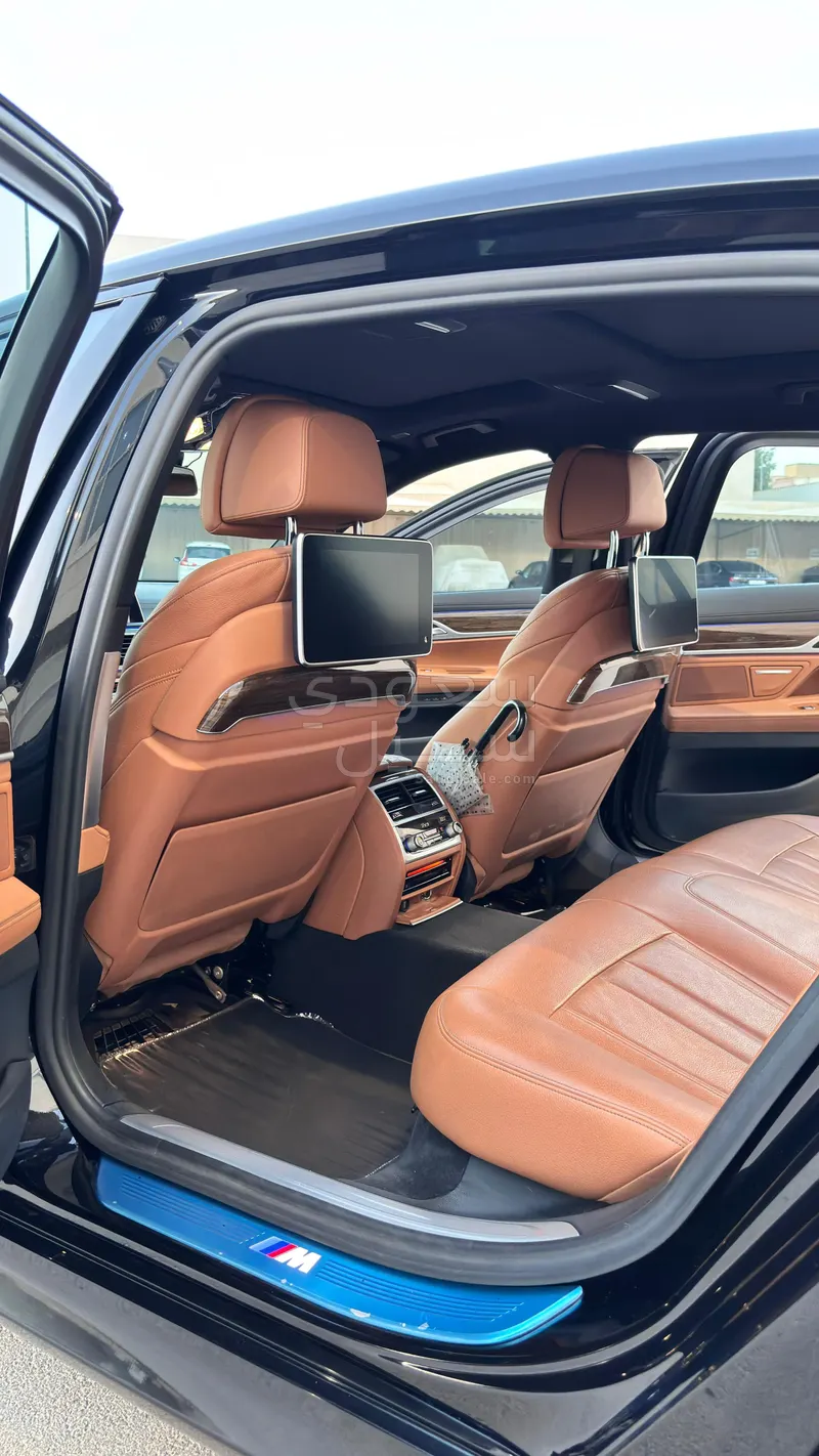 2019 بي ام دبليو الفئة السابعة 730 إل أي