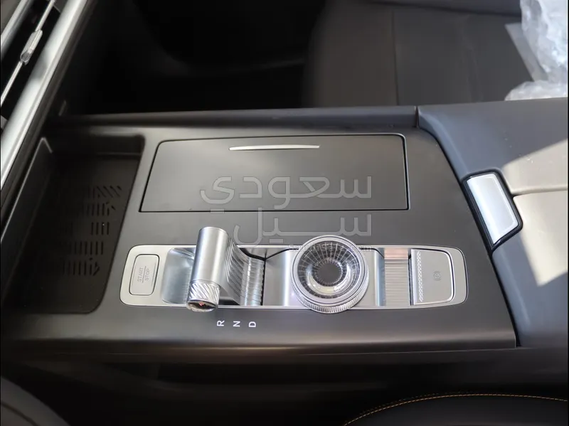 2025 بايك بي جاي 40 اس