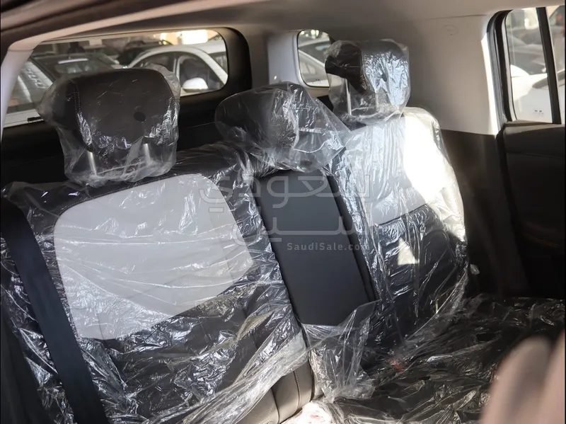 2025 بايك بي جاي 40 اس