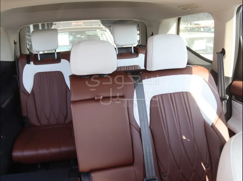 2025 ماكسيوس دي 90