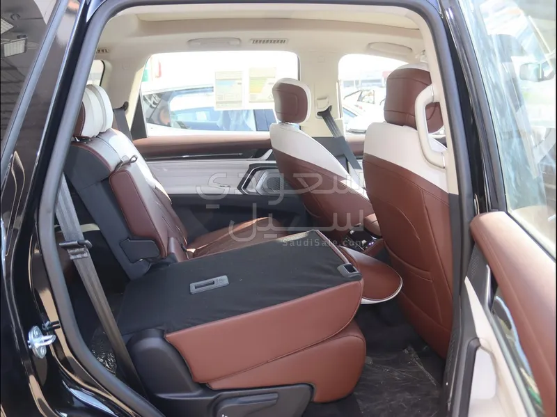 2025 ماكسيوس دي 90