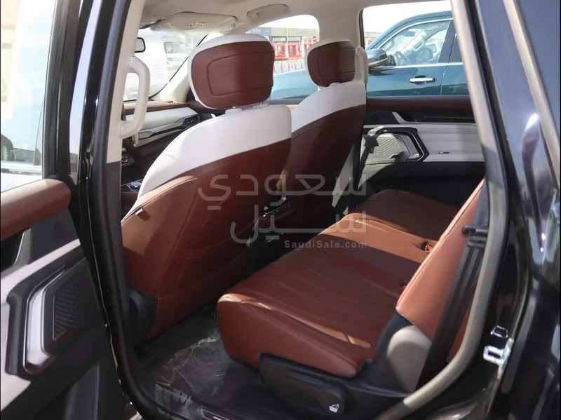 2025 ماكسيوس دي 90