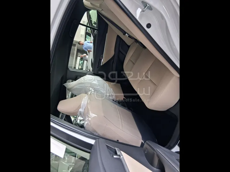 2026 تويوتا كامري ال اي