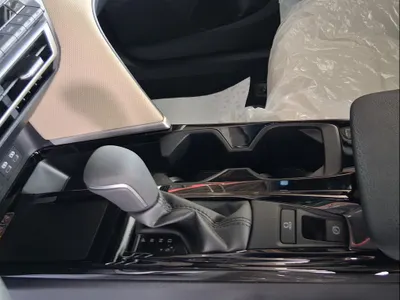 2026 تويوتا كامري ال اي