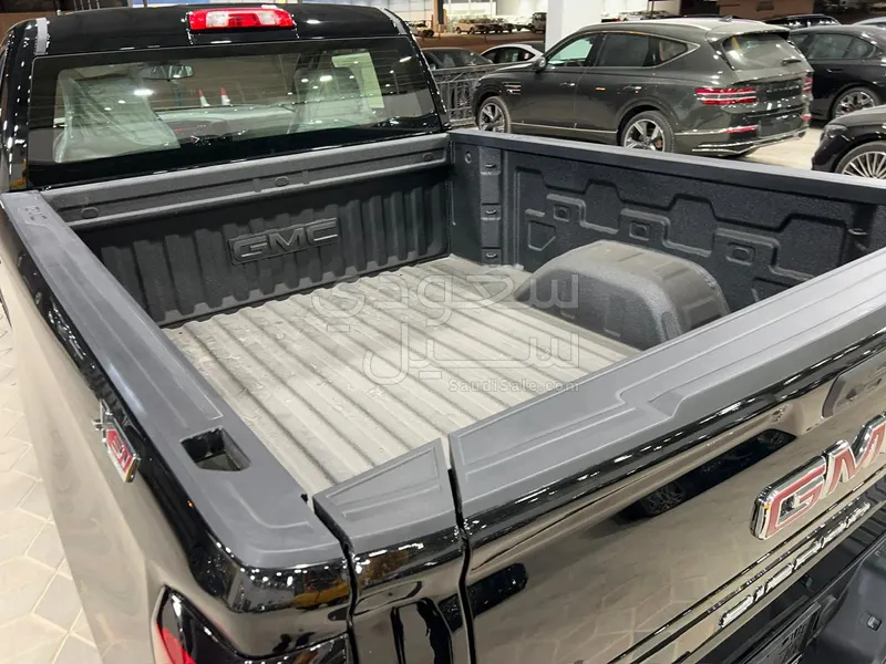 2026 جي ام سي سييرا اليفيشن