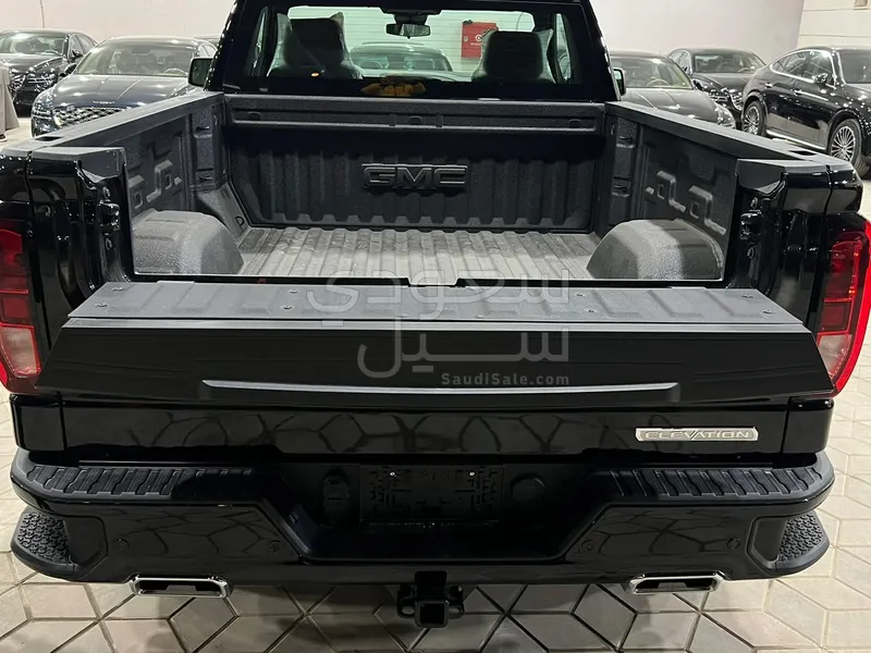 2026 جي ام سي سييرا اليفيشن