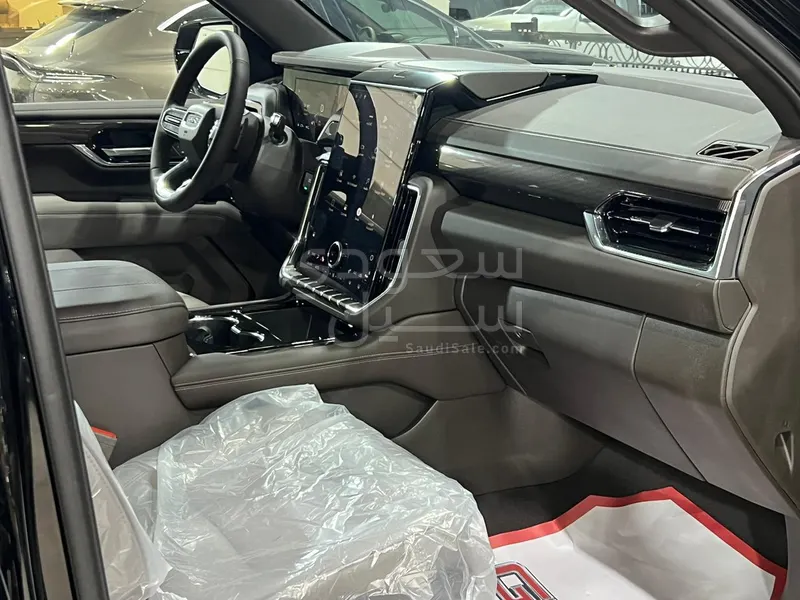 2025 جي ام سي يوكون اليفيشن