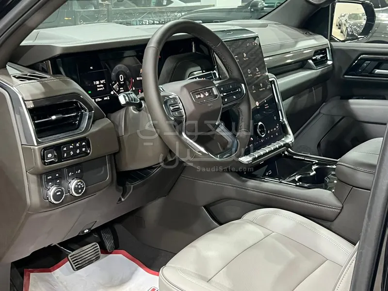 2025 جي ام سي يوكون اليفيشن