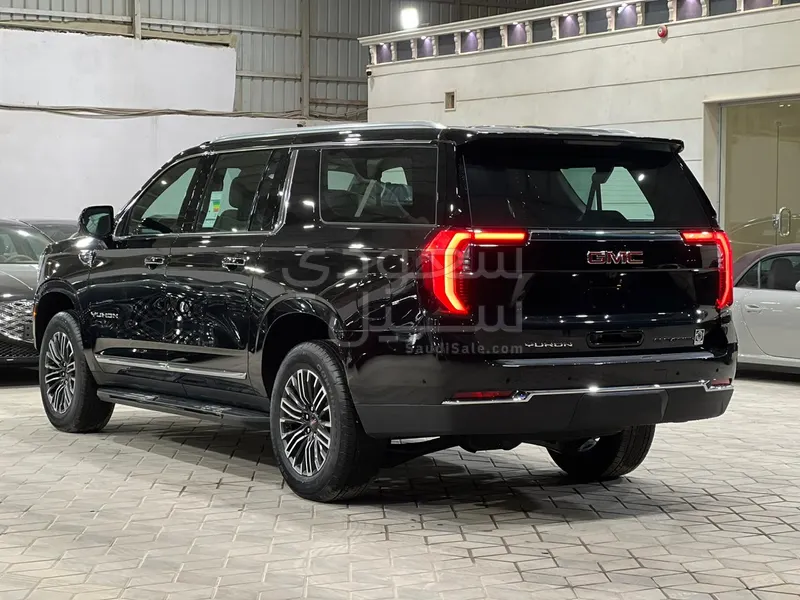 2025 جي ام سي يوكون اليفيشن