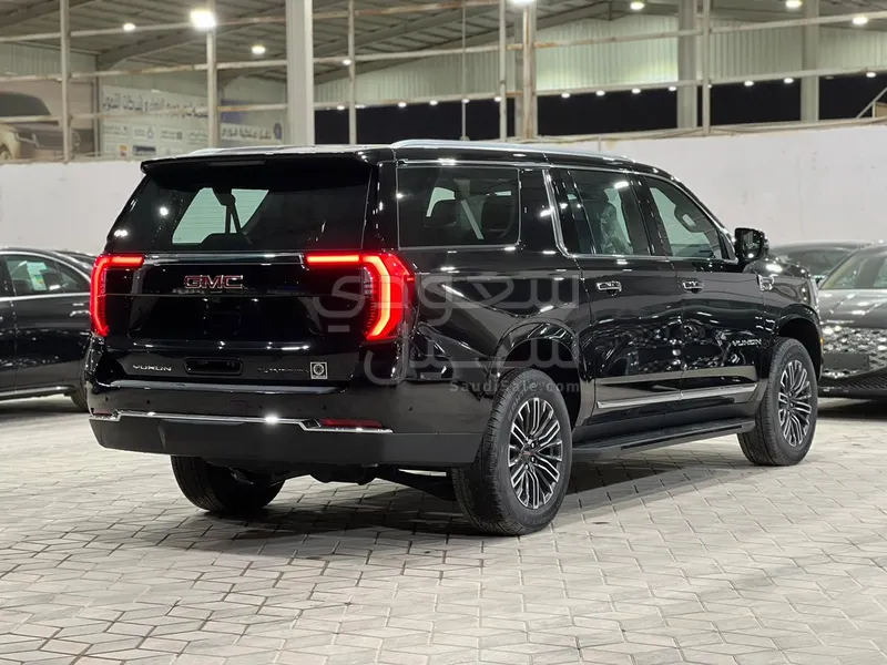 2025 جي ام سي يوكون اليفيشن