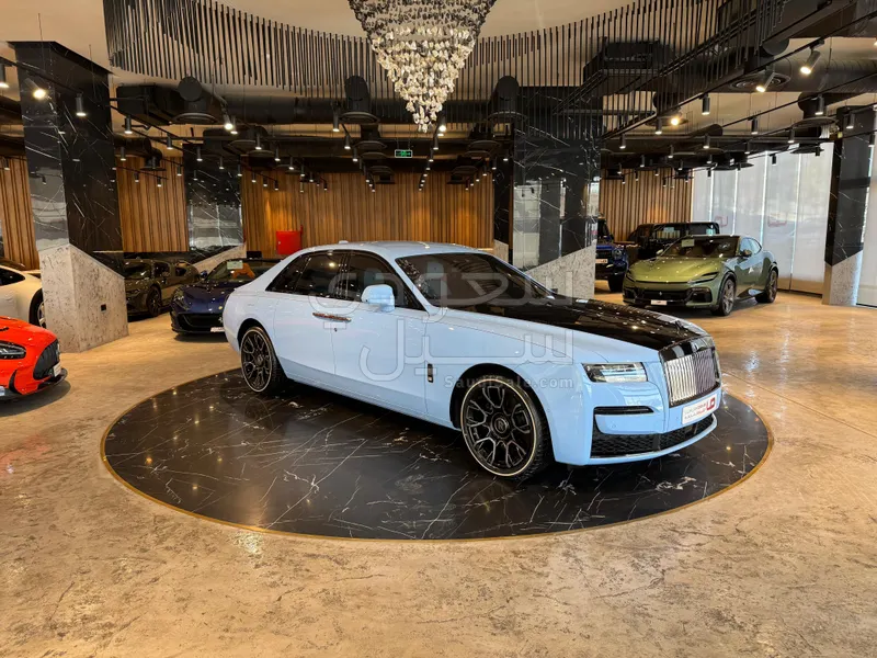 2024 رولز رويس قوست بلاك بادج