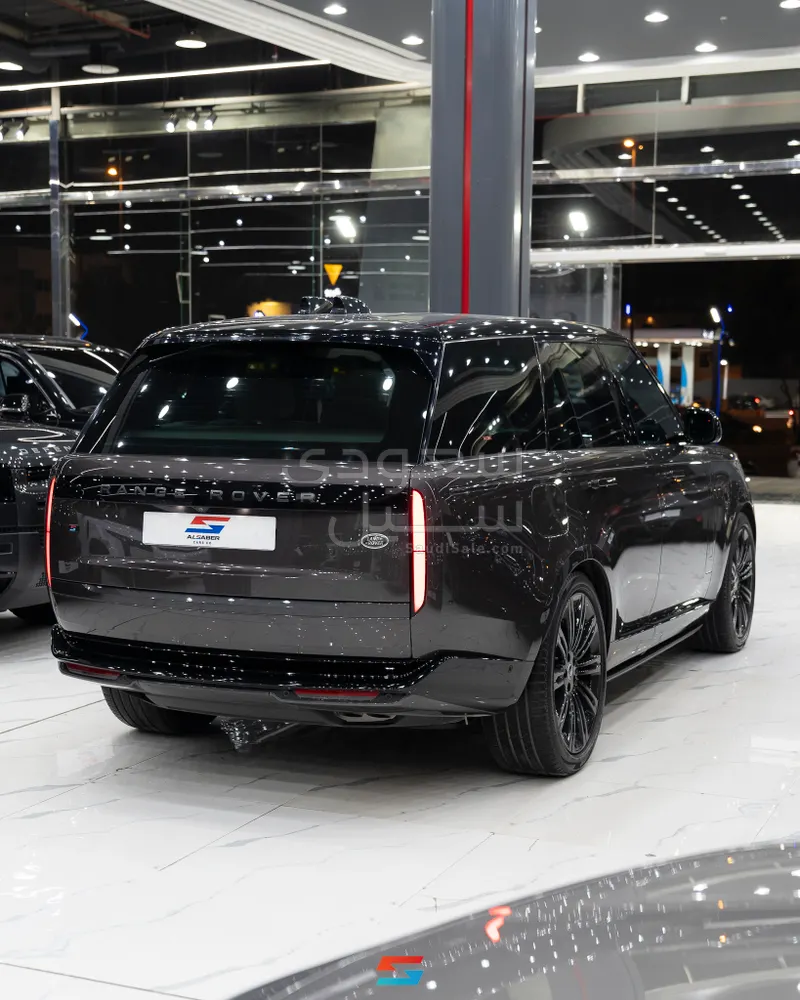 2023 لاند روفر رينج روفر اتش اس اي