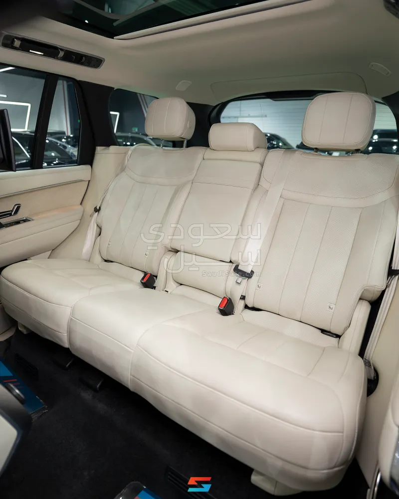 2023 لاند روفر رينج روفر اتش اس اي